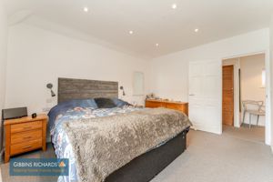 Bedroom- click for photo gallery